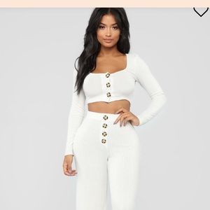 Snuggle up to me pant set (fashion nova)